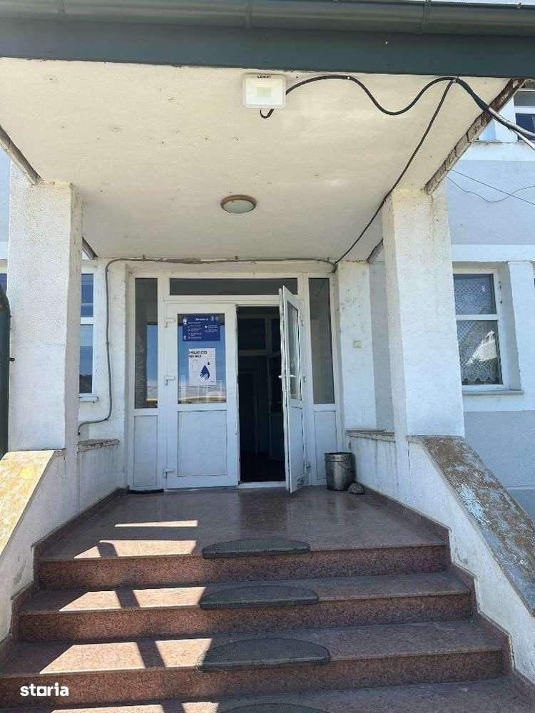 Cladire birouri 900 mp 1200 mp curte Itcani - Imagine principală: 4/9