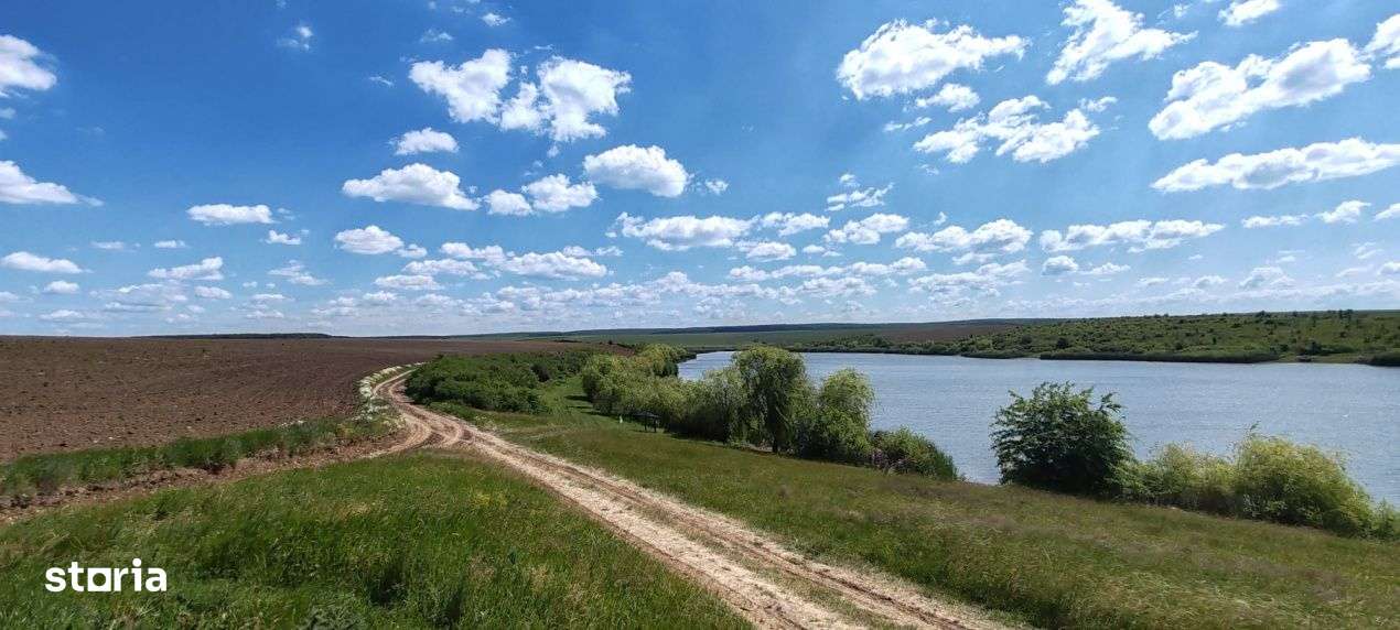 Teren extravilan deosebit, 5755 mp pe malul lacului Miersig, Bihor - Imagine principală: 4/10