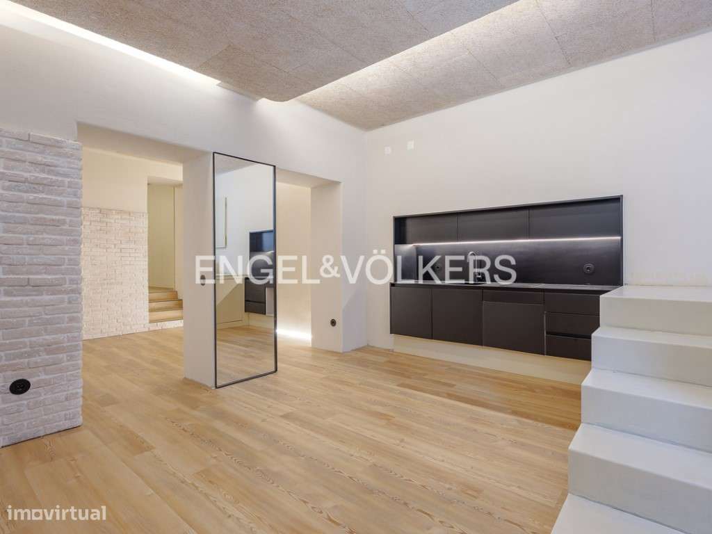 Estúdio remodelado, a estrear, na Lapa - Grande imagem: 2/19