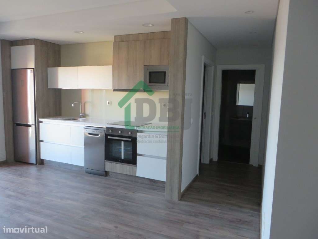 Apartamento T1 - Grande imagem: 2/13