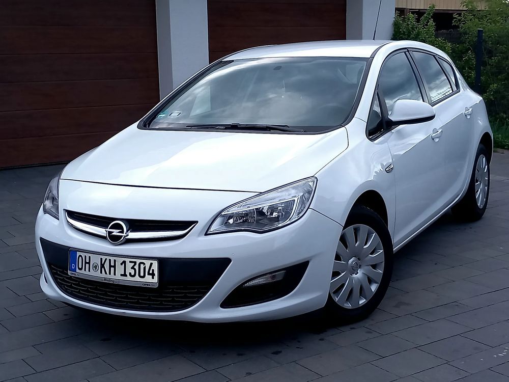 Opel Astra J 1.6 Style 2015
