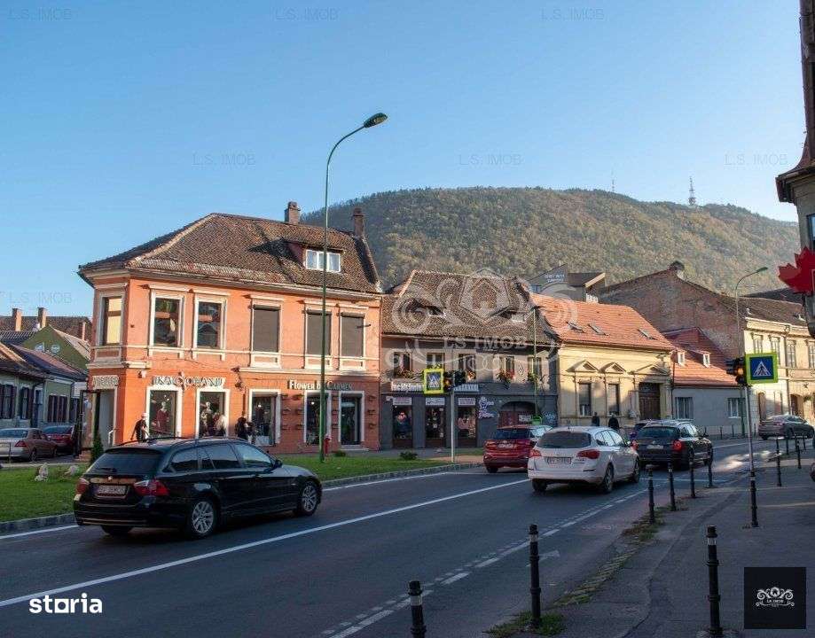 Vand casa Centrul Istoric pretabila comercial/rezidential - Imagine principală: 5/7