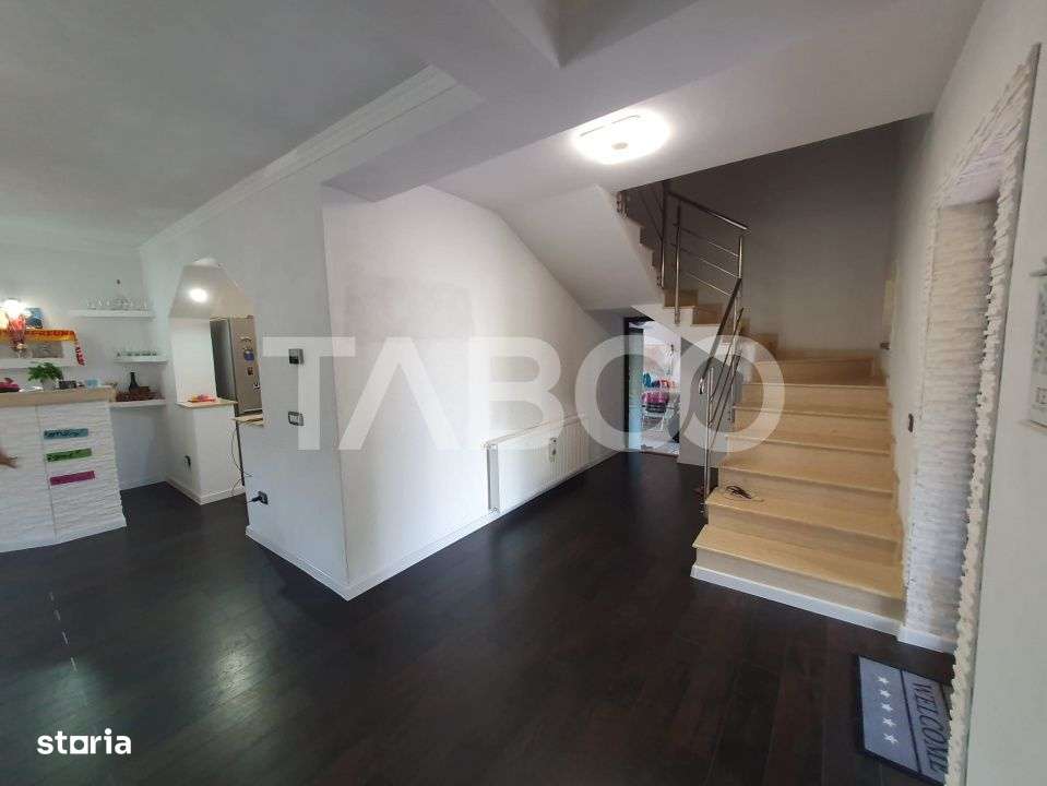 Casa 5 camere 3 bai 2 terase garaj magazie de vanzare 180 mp utili-13