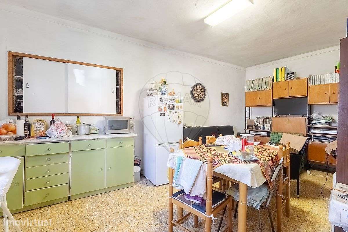 Moradia T2 para venda-5