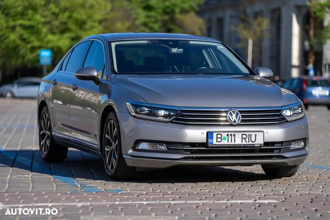 Volkswagen Passat 2.0 TDI DSG Highline - 2