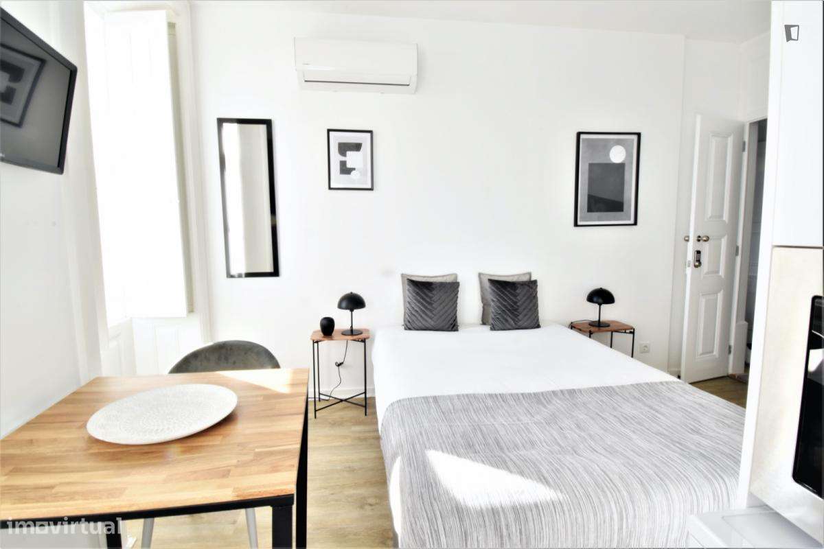 Estúdio - localizado em Baixa Coimbra - Grande imagem: 4/7