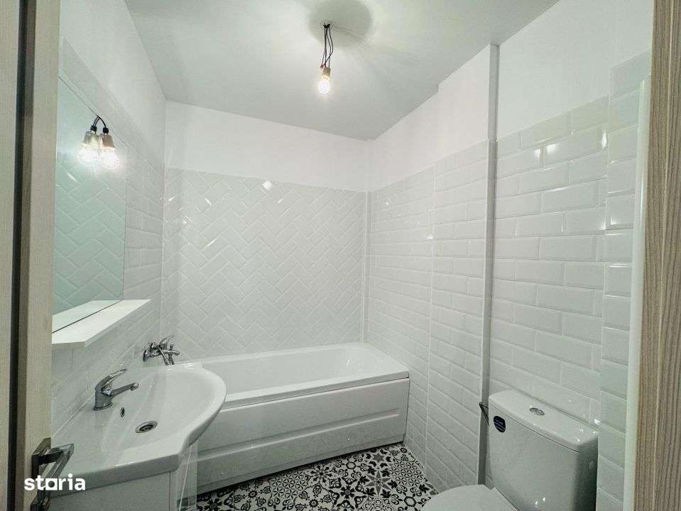 Vanzare Apartament 2 Camere 38 mp Rediu Parcare+Boxa Vedere la lac-7