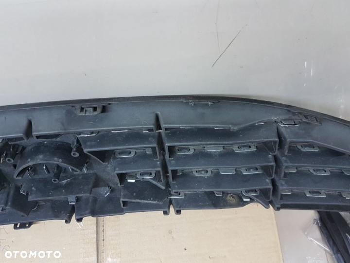 VOLVO S60 V60 LIFT GRILL ATRAPA - 4