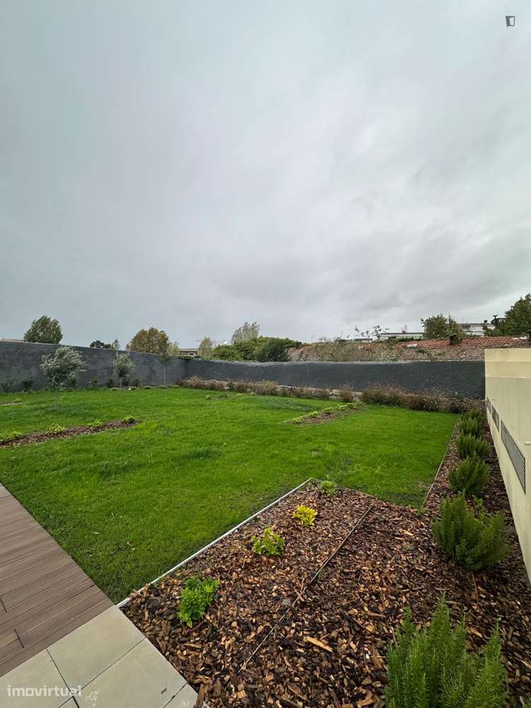 Apartamento com 1 quartos - localizado em Paranhos Porto - Grande imagem: 3/6