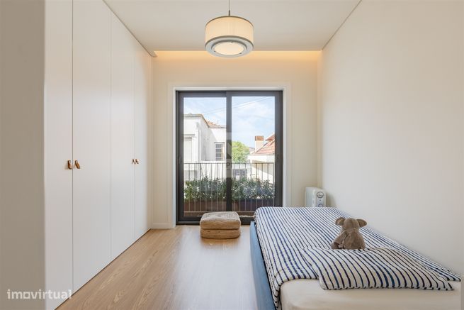 Moradia T3, com jardim e piscina-30