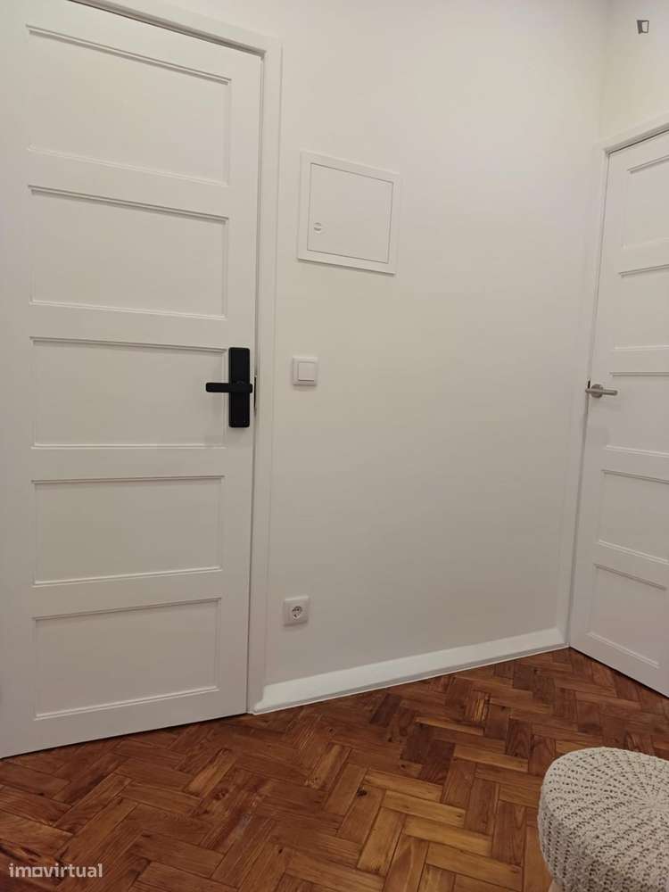 Apartamento com 1 quartos - localizado em Alvalade Lisbon - Grande imagem: 2/7