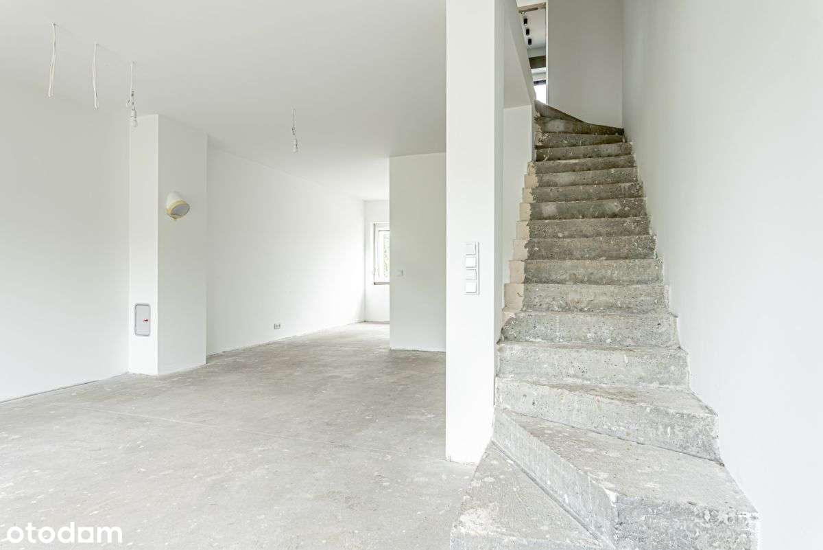 Dom w zabudowie szeregowej Radzyny-12