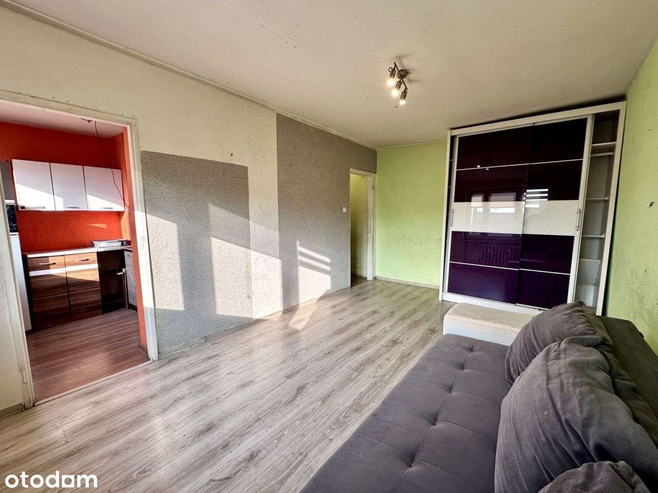 Kawalerka do remontu, ogrzewanie miejskie-2