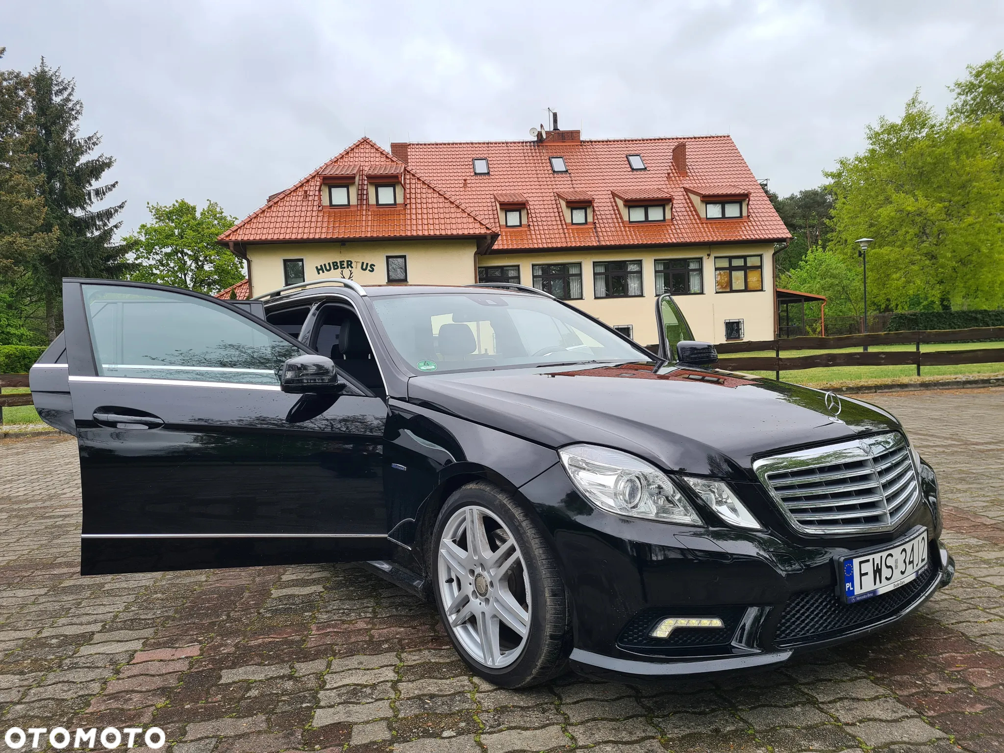 Mercedes-Benz Klasa E 350 CDI 4-Matic BlueEff Avantgarde - 3