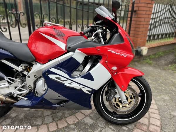 Honda CBR - 10