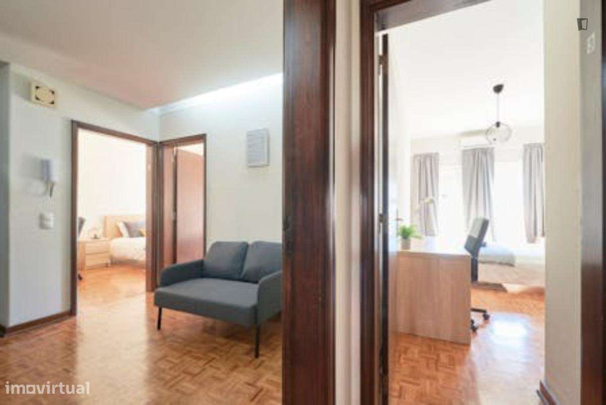 Quarto - localizado em Entrecampos Lisbon - Grande imagem: 4/7