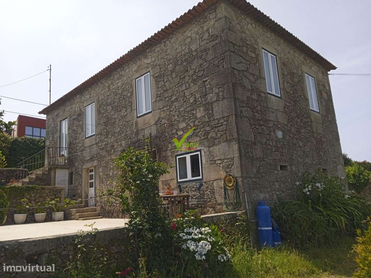 Moradia T. 3 Rústica em Pedra-7