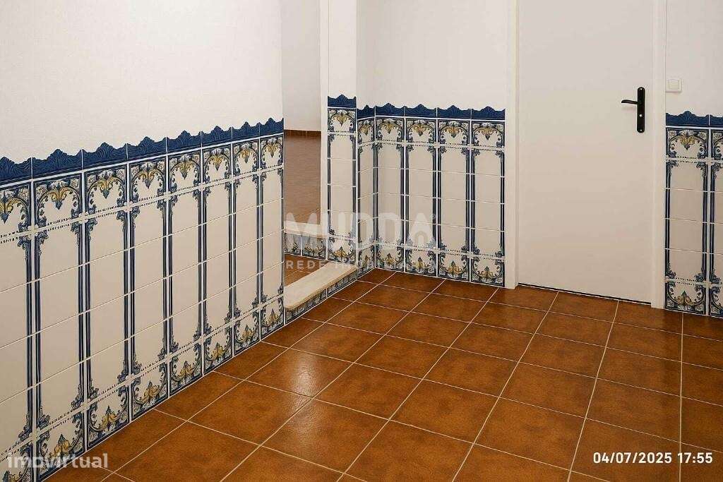 Moradia Térrea Renovada com 2 Quartos + 2 Escritório e Excelente Expos - Grande imagem: 5/13