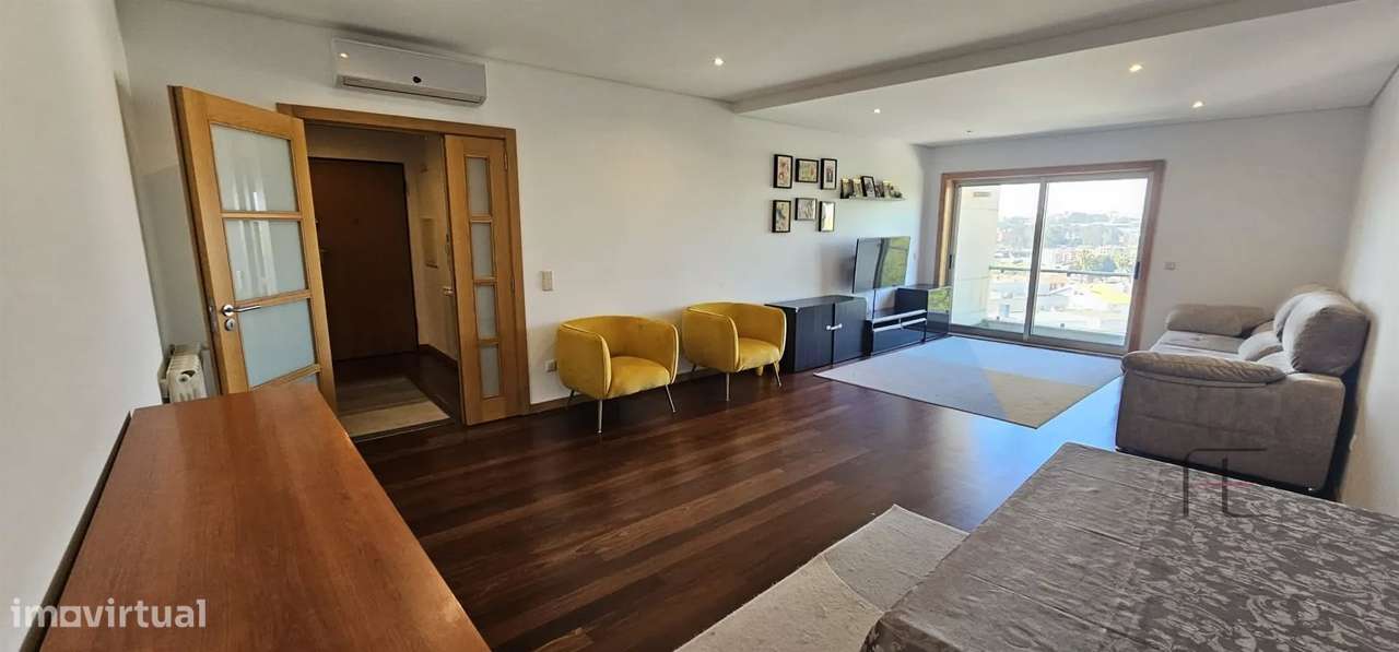 Apartamento T3 em Rio Tinto I Terraço 53m2-17