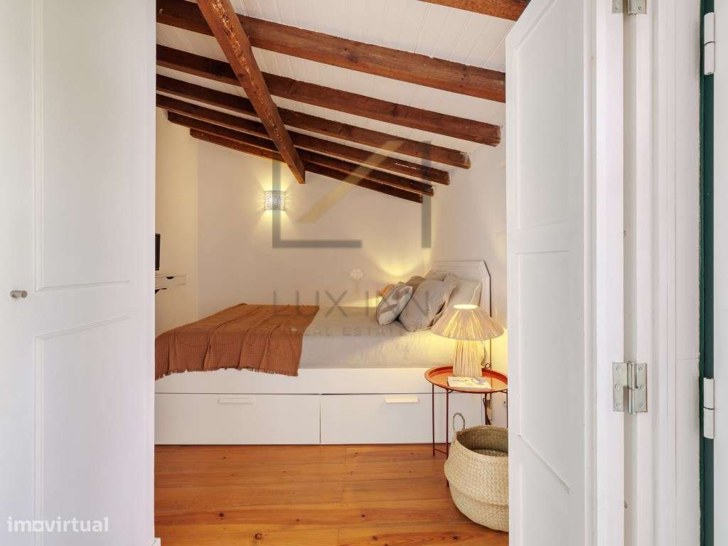 Apartamento T2 em Alfama, excelente localização-8