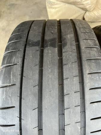 vând 2 anvelope 265/35/19 Michelin de vară ca noi - 2