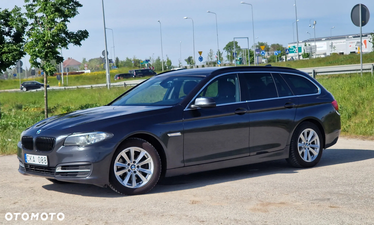 BMW Seria 5 520d Touring - 14