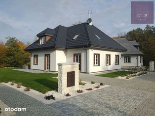 Na sprzedaż 8 domków do wynajęcia w Kazimierzu Dol