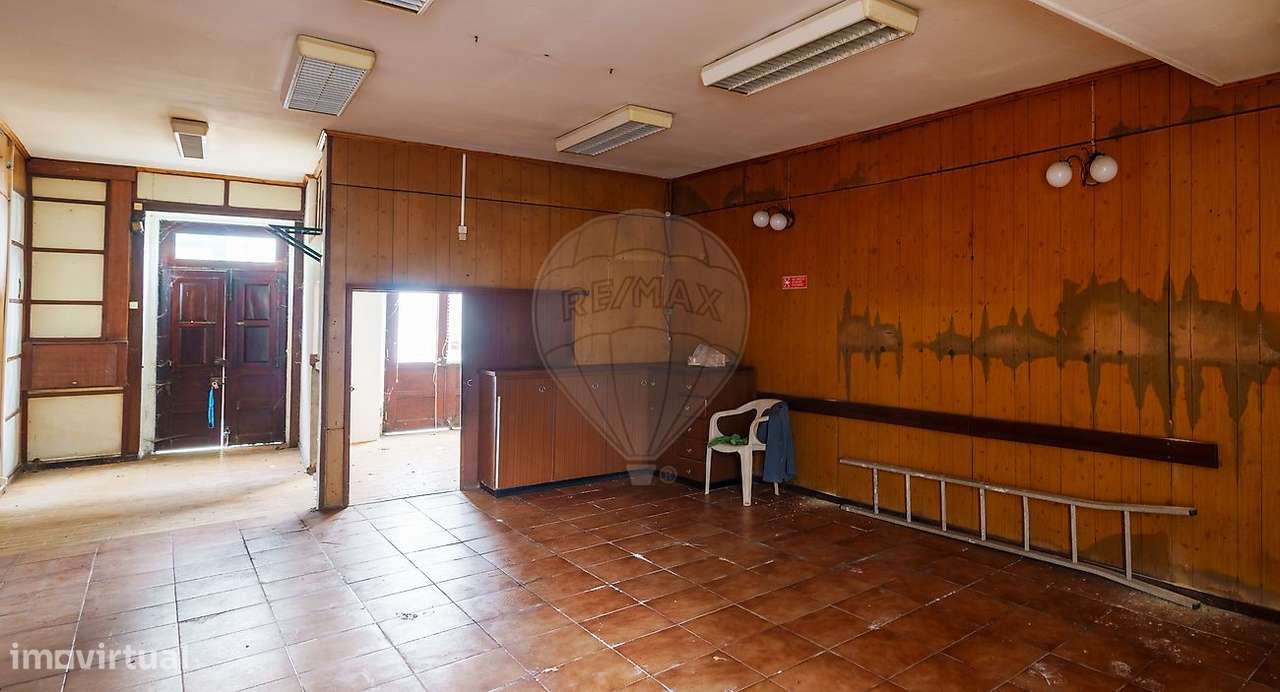 Moradia T8 para venda-16