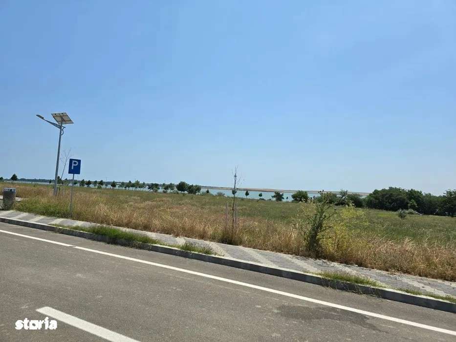 Teren Techirghiol 800mp cu vedere frontala la lac-3