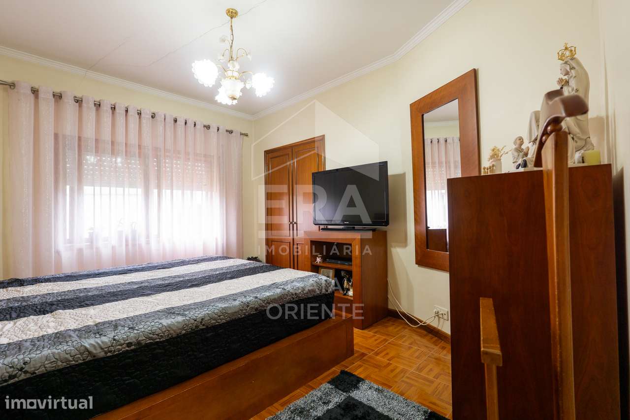 T1+1 com garagem fechada em Pedroso-25