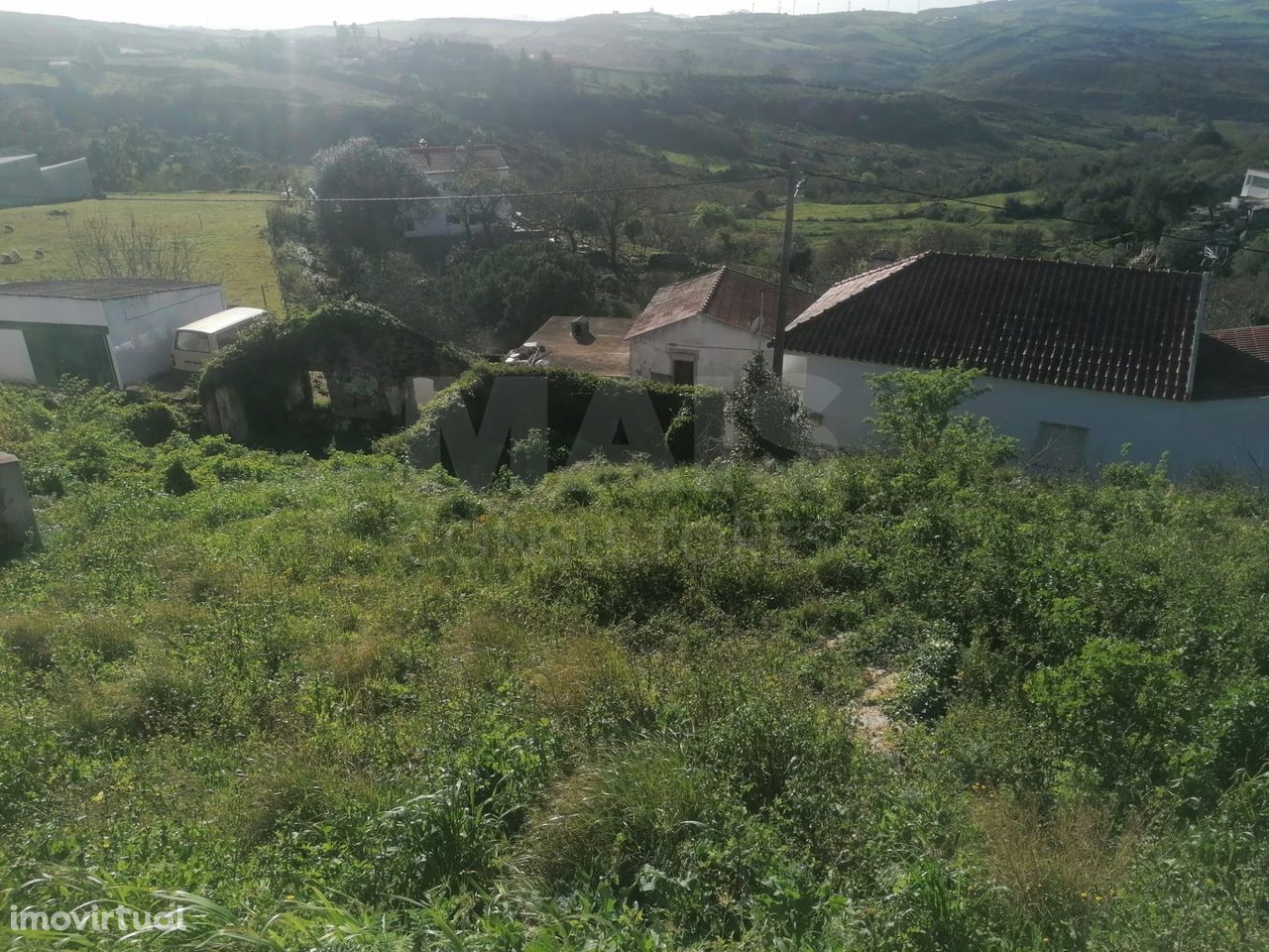 Terreno urbano com ruína a 5km de Arruda dos Vinhos