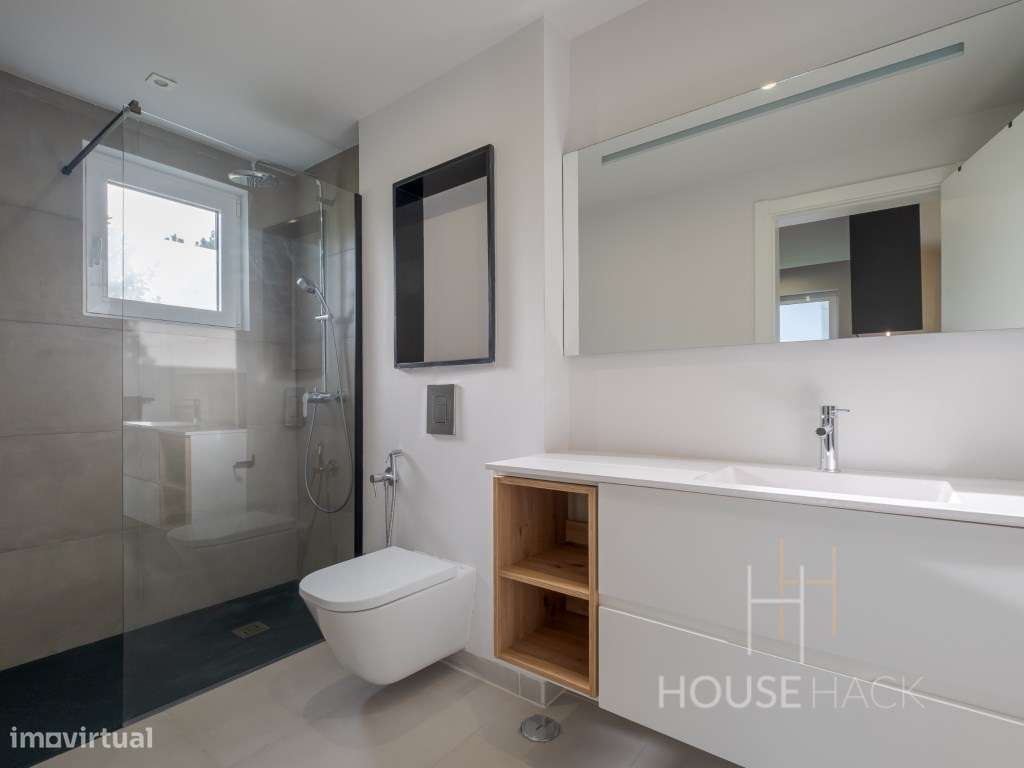 Moradia isolada T6 com Piscina | Aroeira Central | 4 Suites-13