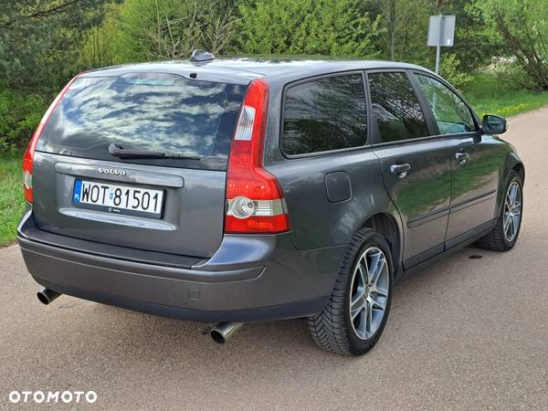 Volvo V50 T5 Momentum - 15