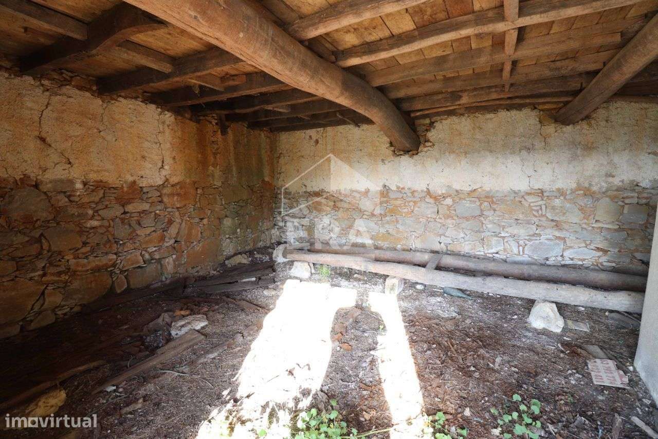 Moradia T3 localizada em Vila Cã, Pombal-14