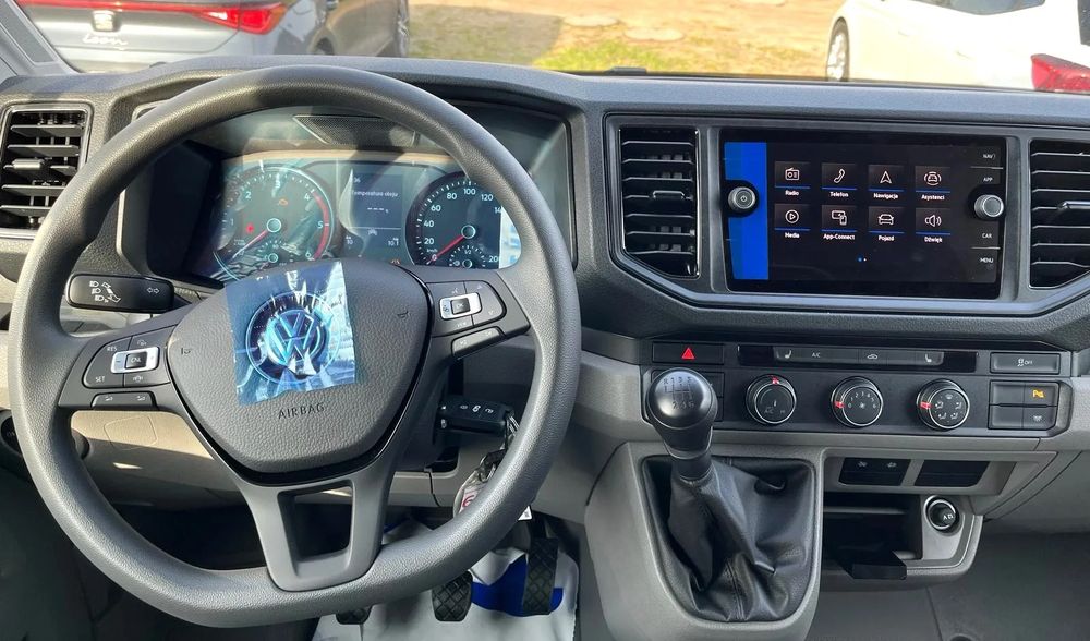 Volkswagen Crafter 2 Furgon / 2.0 TDI / 177 KM