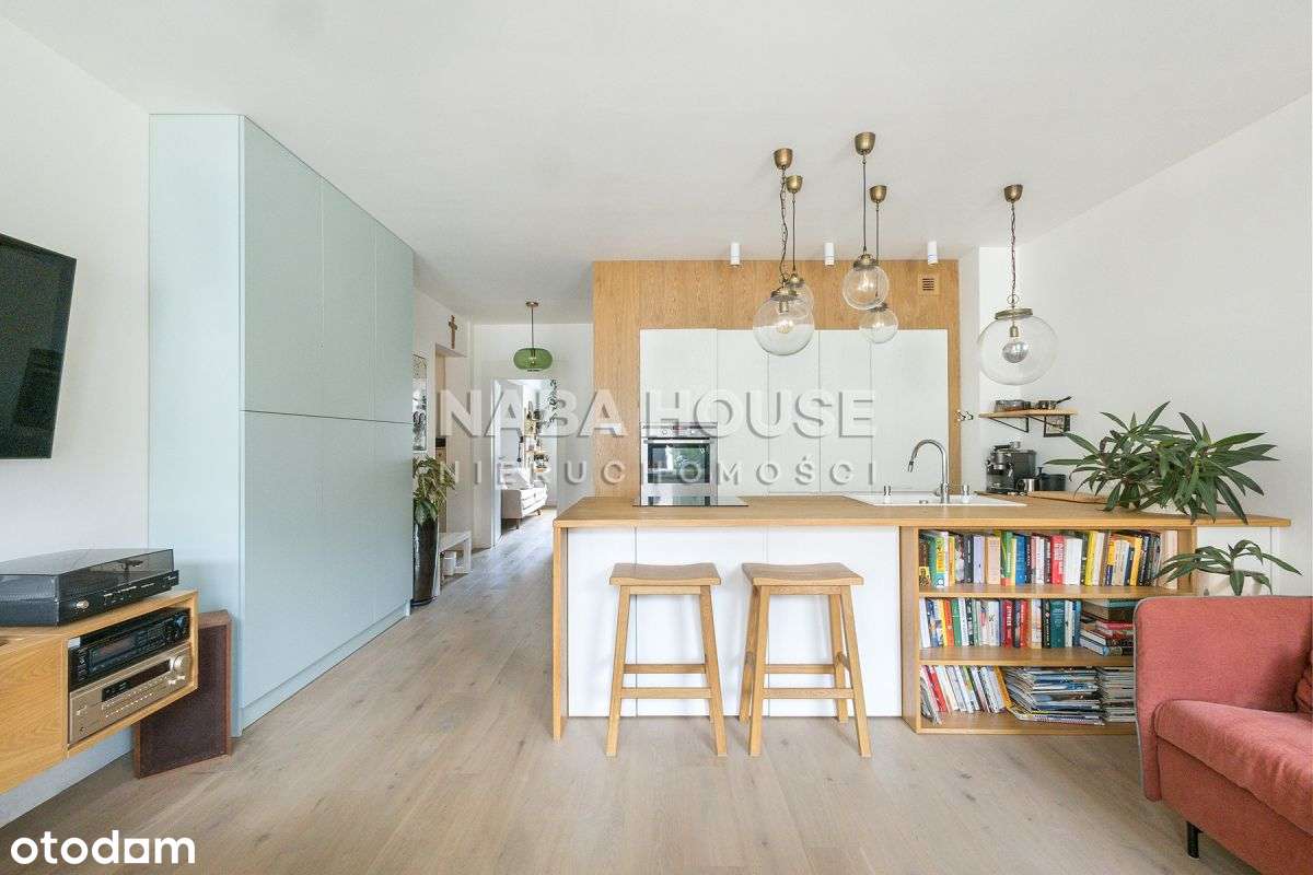 Eleganckie 4-pokojowe mieszkanie z balkonem-1