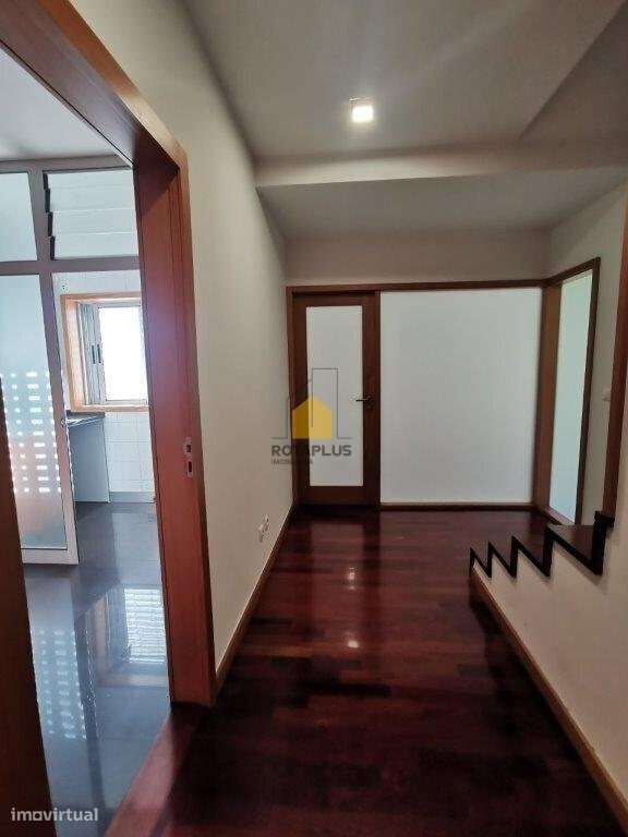 Apartamento T2 Edifício Luso - Grande imagem: 2/11