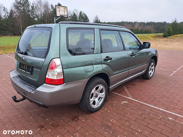 Subaru Forester 2.0 X - 4