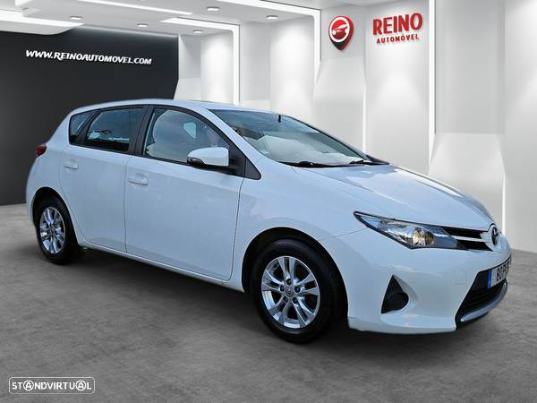 Toyota Auris 1.4 D-4D Com. +P.Sport+Navi - 7