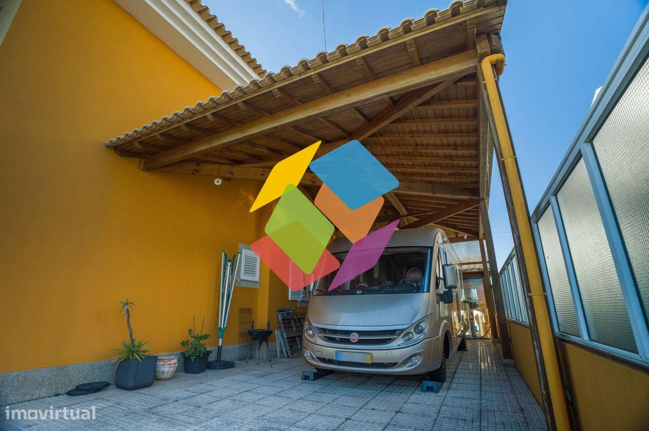 Moradia T4 à venda em Arada - Ovar-5