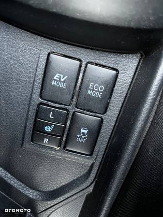 Toyota Yaris Hybrid 1.5 VVT-i Comfort - 23