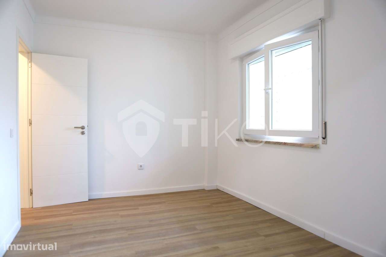 Invista no Seu Futuro: Apartamento T3 em  processo de renovação Total-3