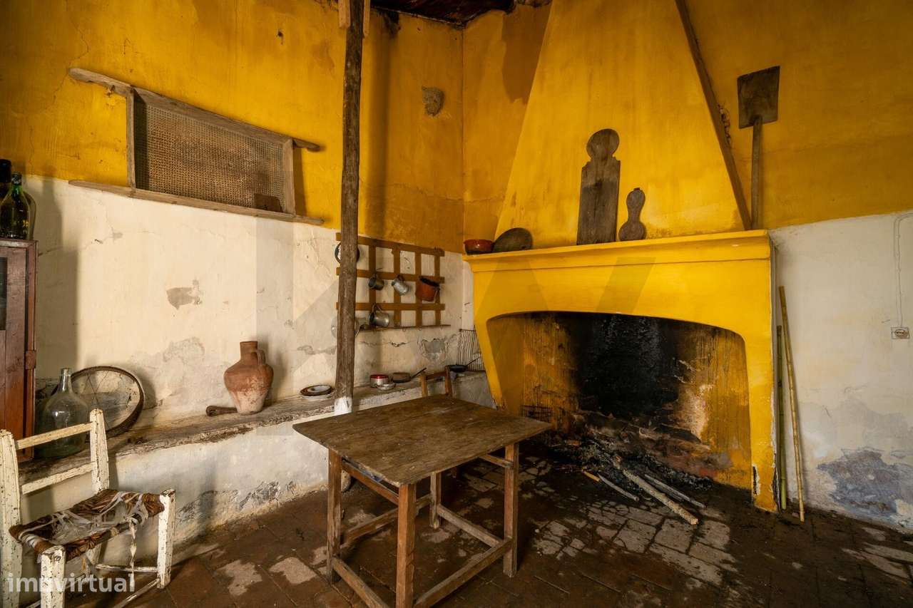 Moradia Térrea Para Recuperar  - Serro da Alta-Mora - Grande imagem: 4/39