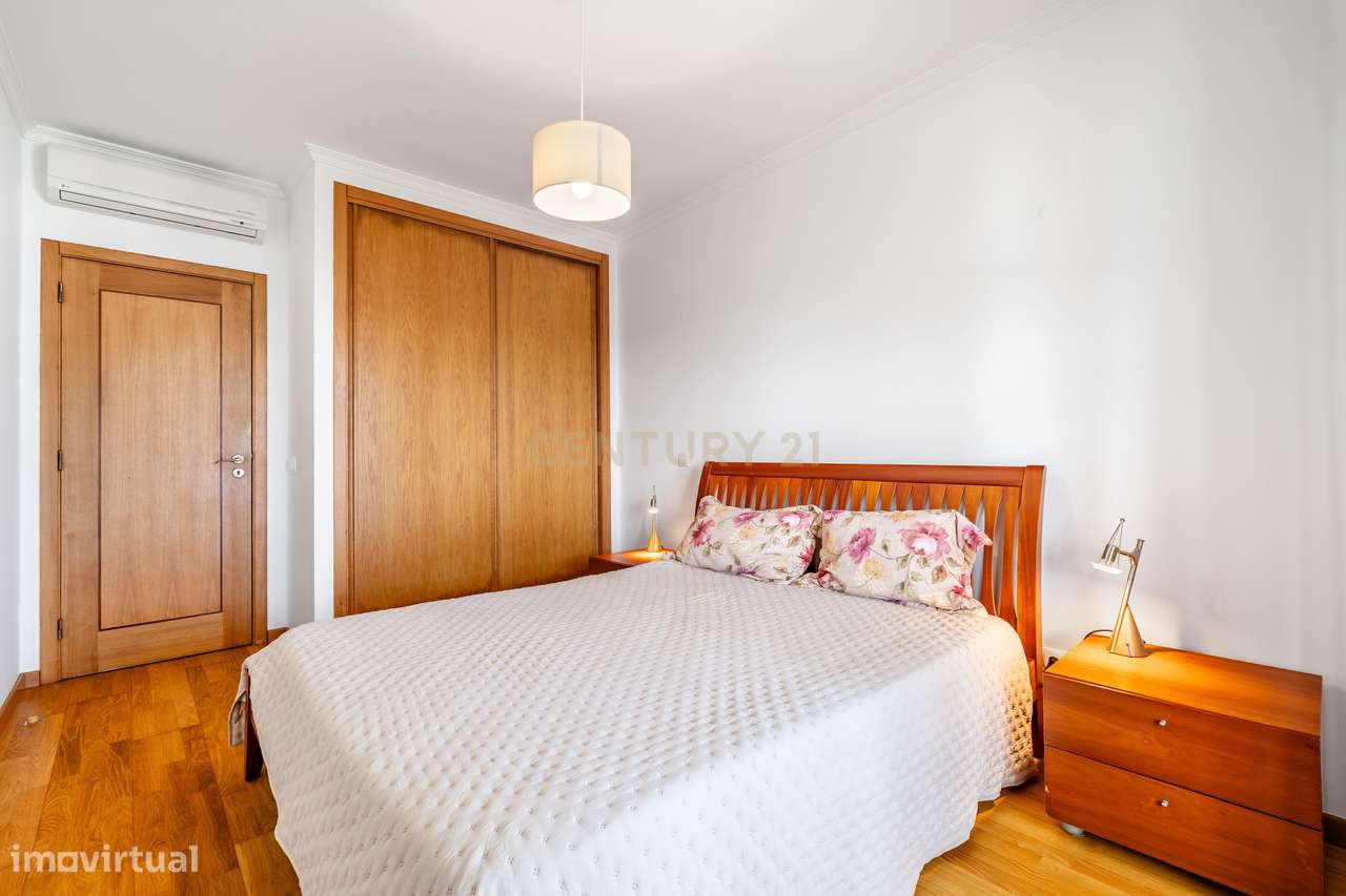 Moradia T4 | Faro | Garagem | Zona Exterior-14