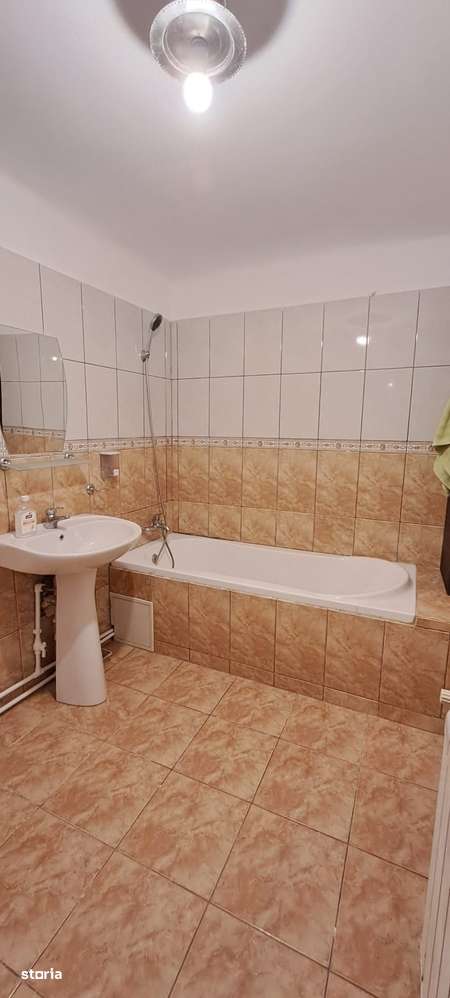 TINERETULUI (metrou) - DIMITRIE CANTEMIR, casa 2 camere, curte proprie-6