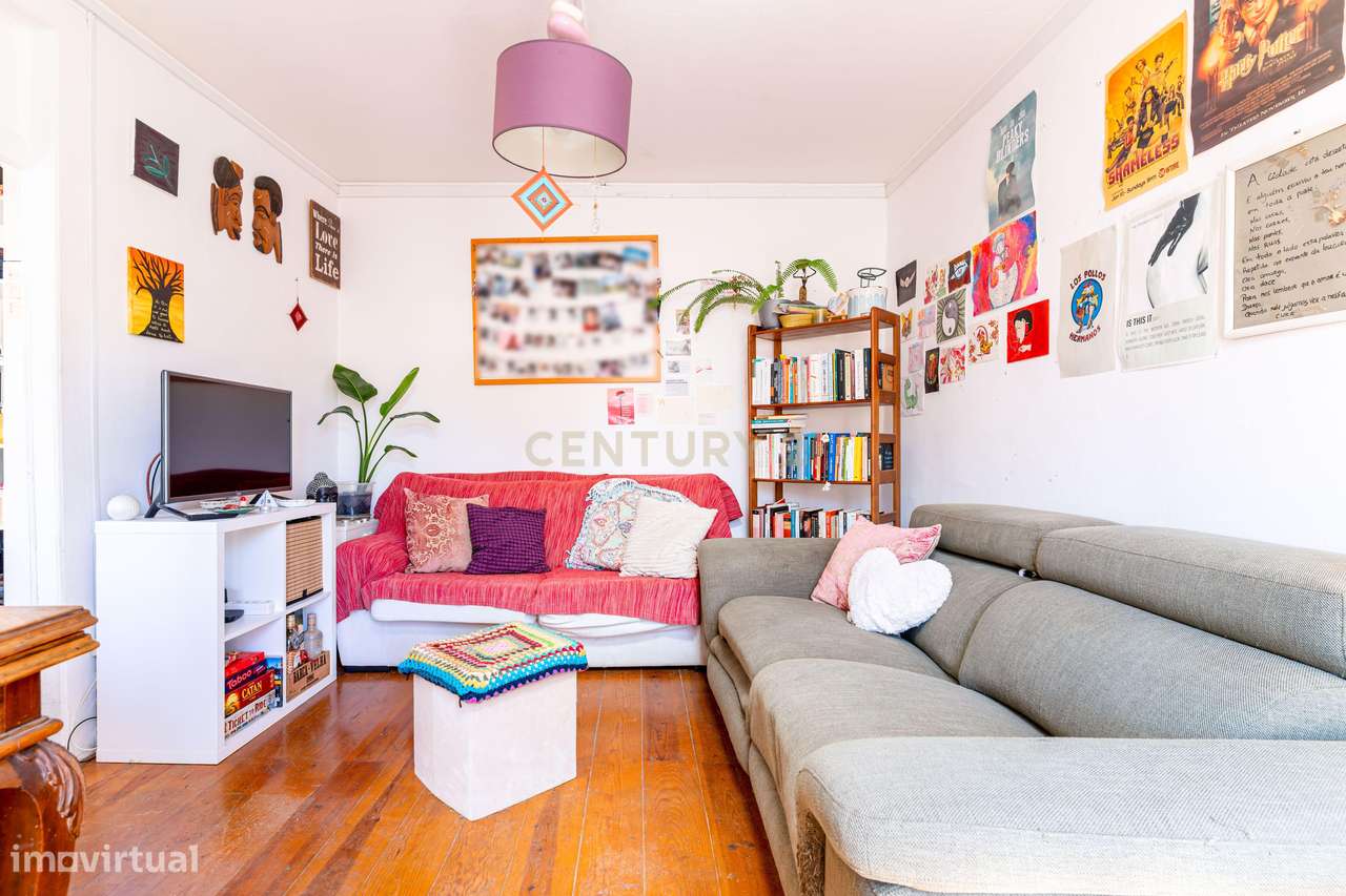 Apartamento T3 em Alfama – Autenticidade, História e Charme Lisboeta-13