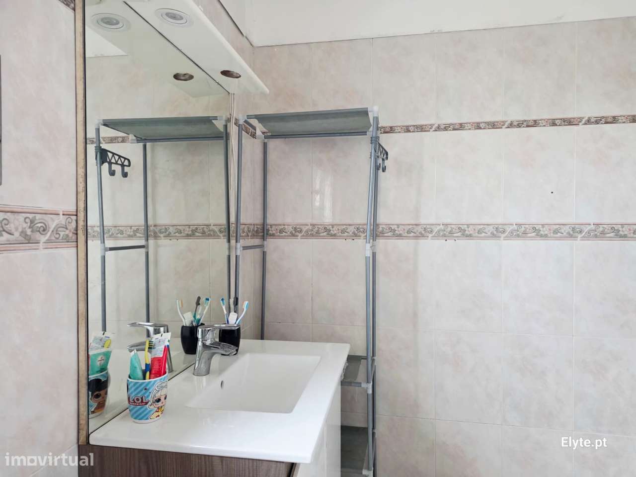 Apartamento de 4 assoalhadas em Samora Correia.-11