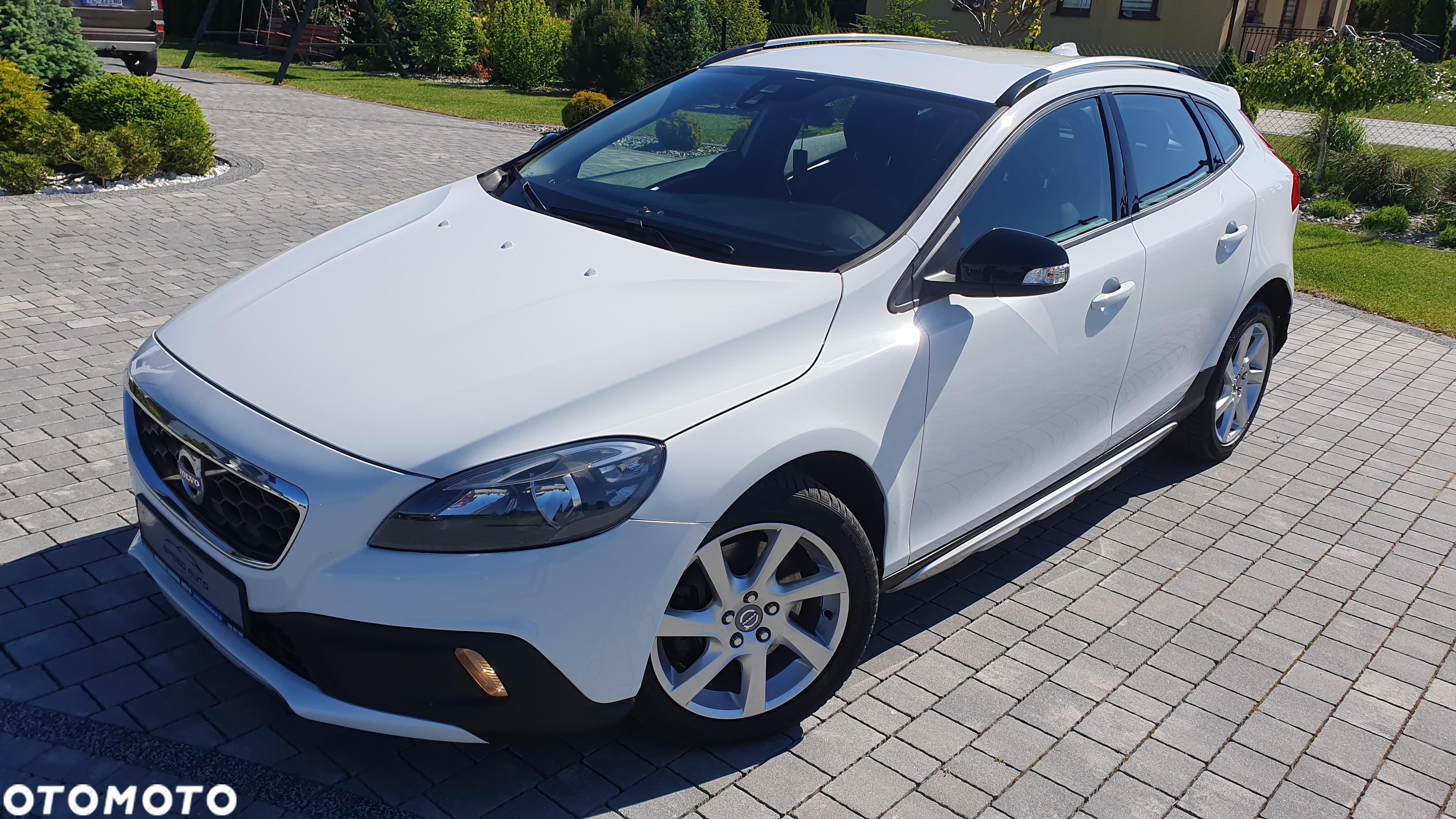 Volvo V40 Cross Country D3 Geartronic Momentum - 3