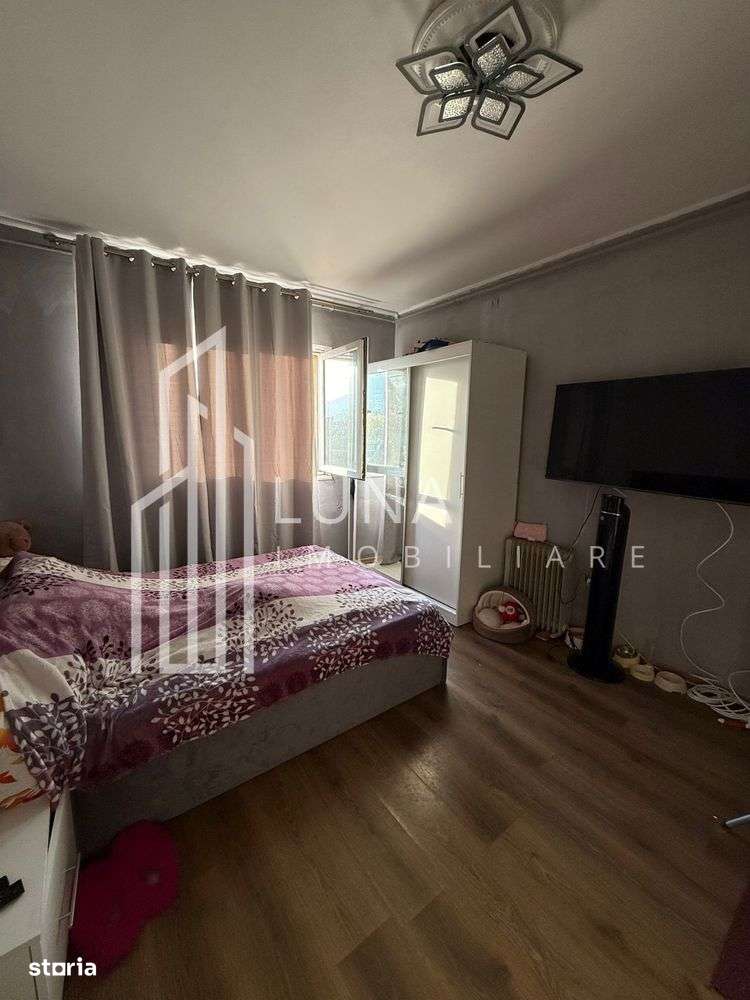 Garsonieră renovată, la 5 minute de AFI și Modarom | 24 mp - Imagine principală: 2/9