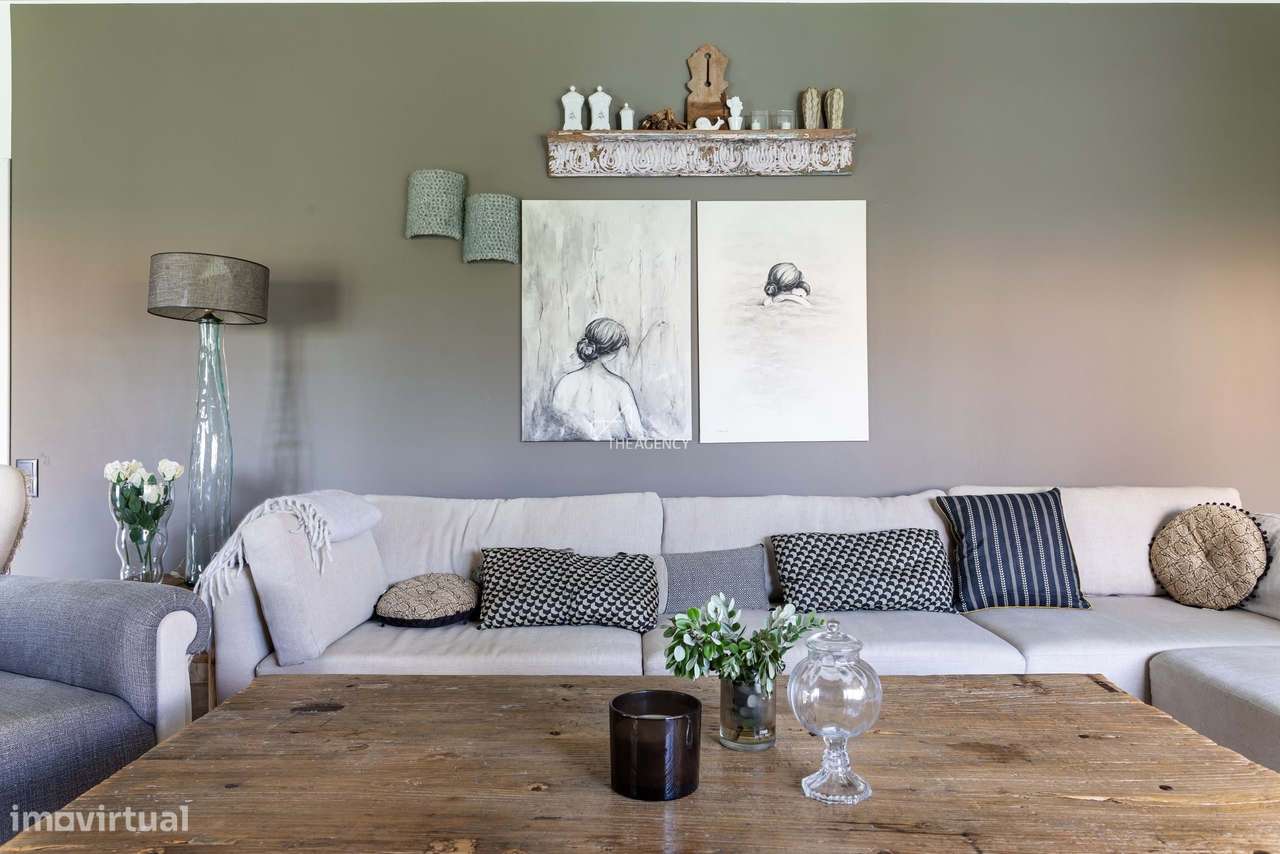 Villa T4 com localização privilegiada no campo de golfe de Penha Longa - Grande imagem: 4/51